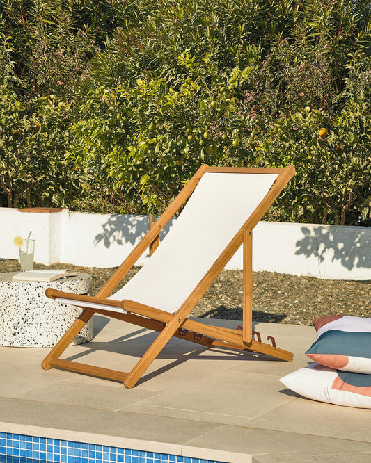 Adredna solid acacia outdoor deck chair in beige FSC 100%