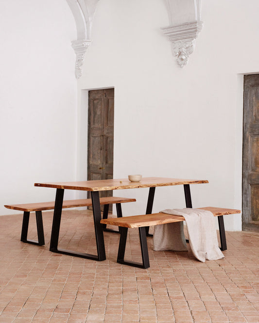 Alaia table made from solid acacia wood with natural finish, 180 x 90 cm