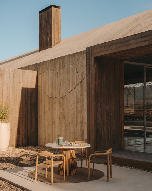 Alcaufar round outdoor table made of solid teak wood and white cement Ø 120 cm