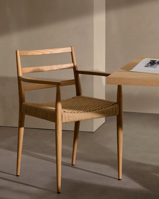 Analy chair with armrests in solid oak wood with natural finish and rope seat FSC Mix Credit