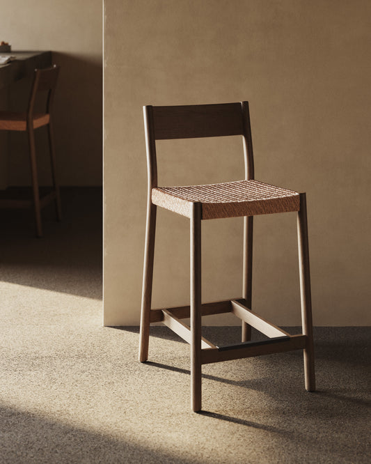 Yalia stool with a backrest in solid oak wood in a walnut finish, and rope cord seat, 65 cm FSC 100%