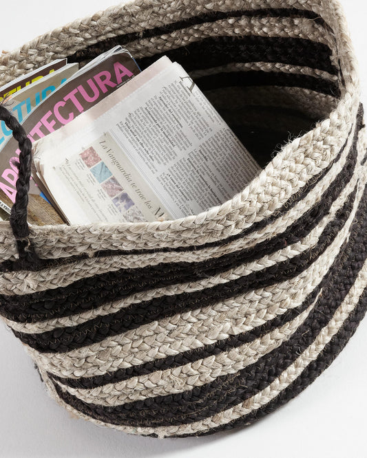 Saht basket natural and black