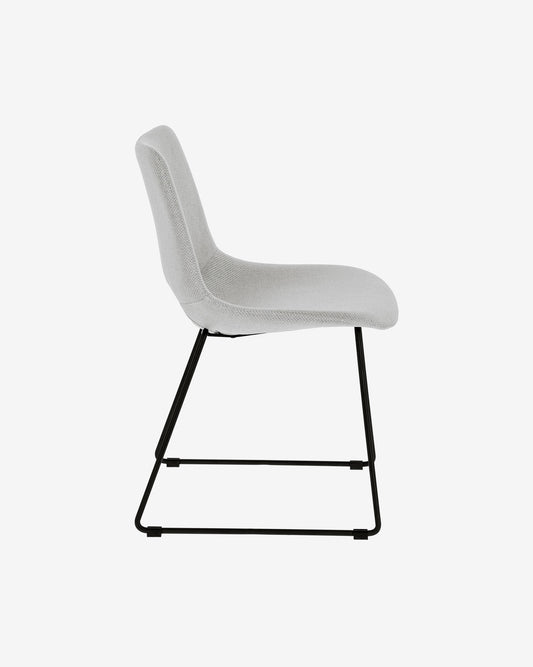 Zahara light grey chair with steel legs with black finish