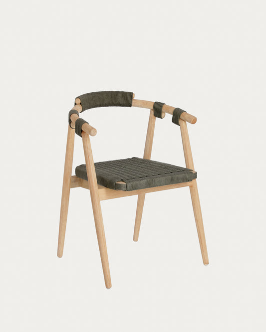 Majela chair in solid eucalyptus with oak-effect finish and green rope FSC 100%