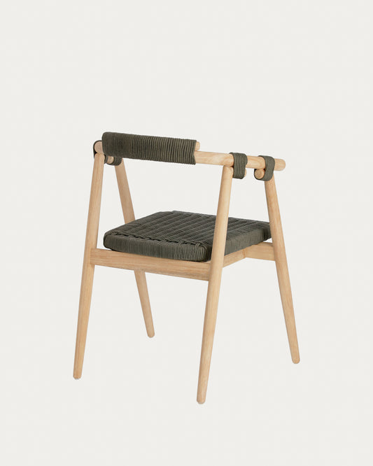 Majela chair in solid eucalyptus with oak-effect finish and green rope FSC 100%