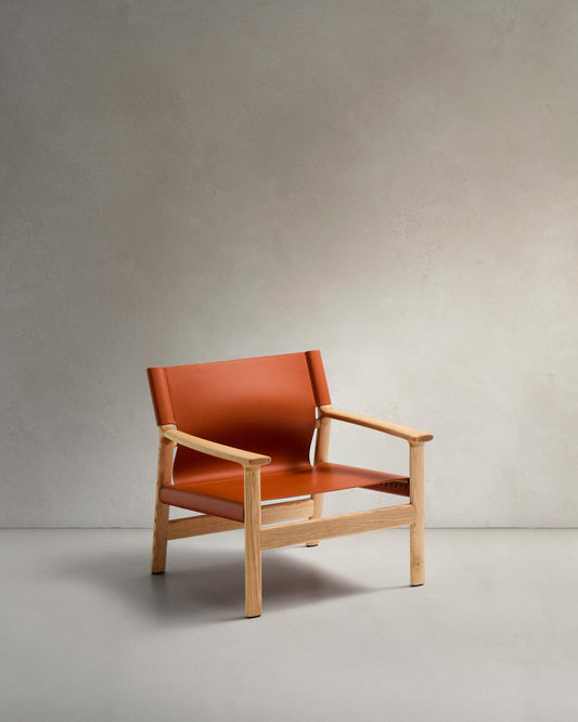 Jan armchair made of light brown recycled leather fibres and FSC 100% solid ash wood with natural tone finish