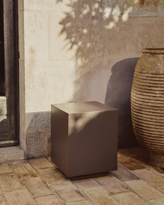Rustella side table in brown concrete 35 x 35cm