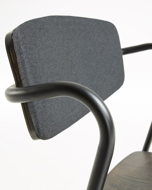 Milian chair with armrests