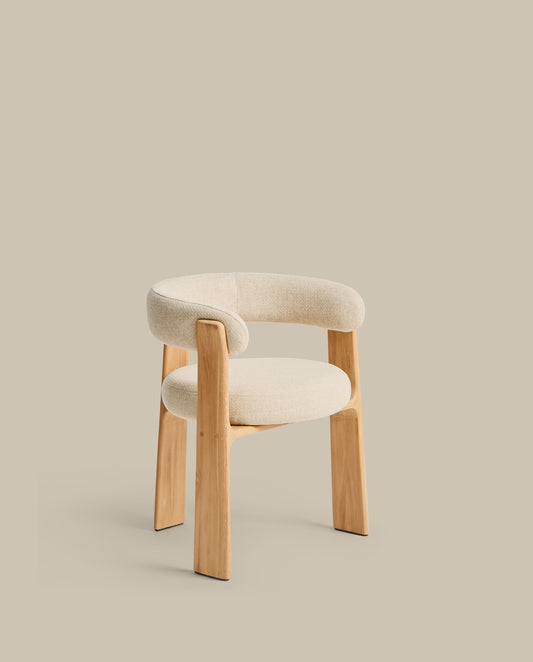 Granite 3-leg beige outdoor chair with FSC 100% solid teak wood legs in a natural finish