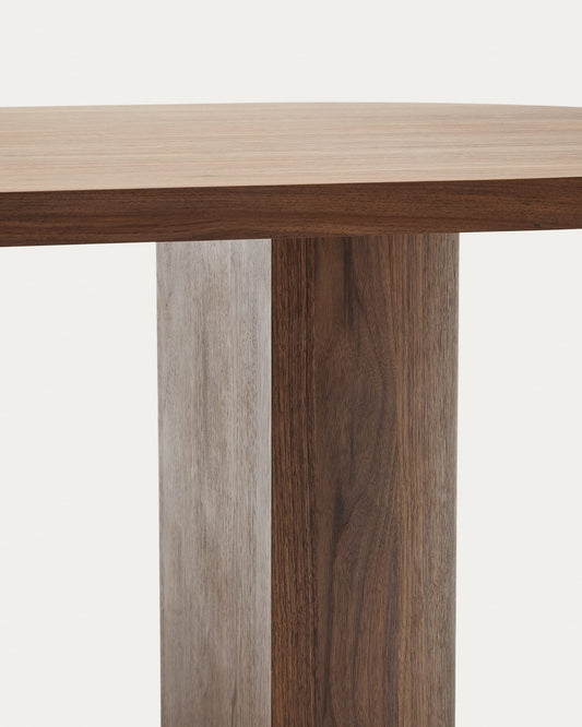 Nealy table with a walnut veneer in a natural finish, 200 x 100 cm